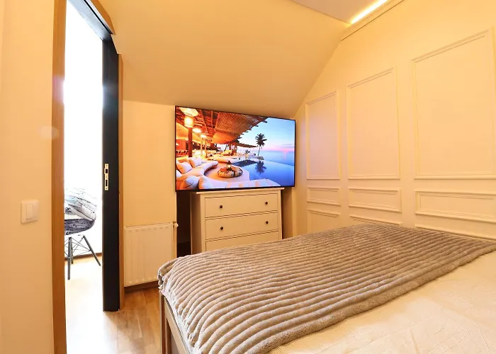 The Oasis - Sunlight Avenue * Riga